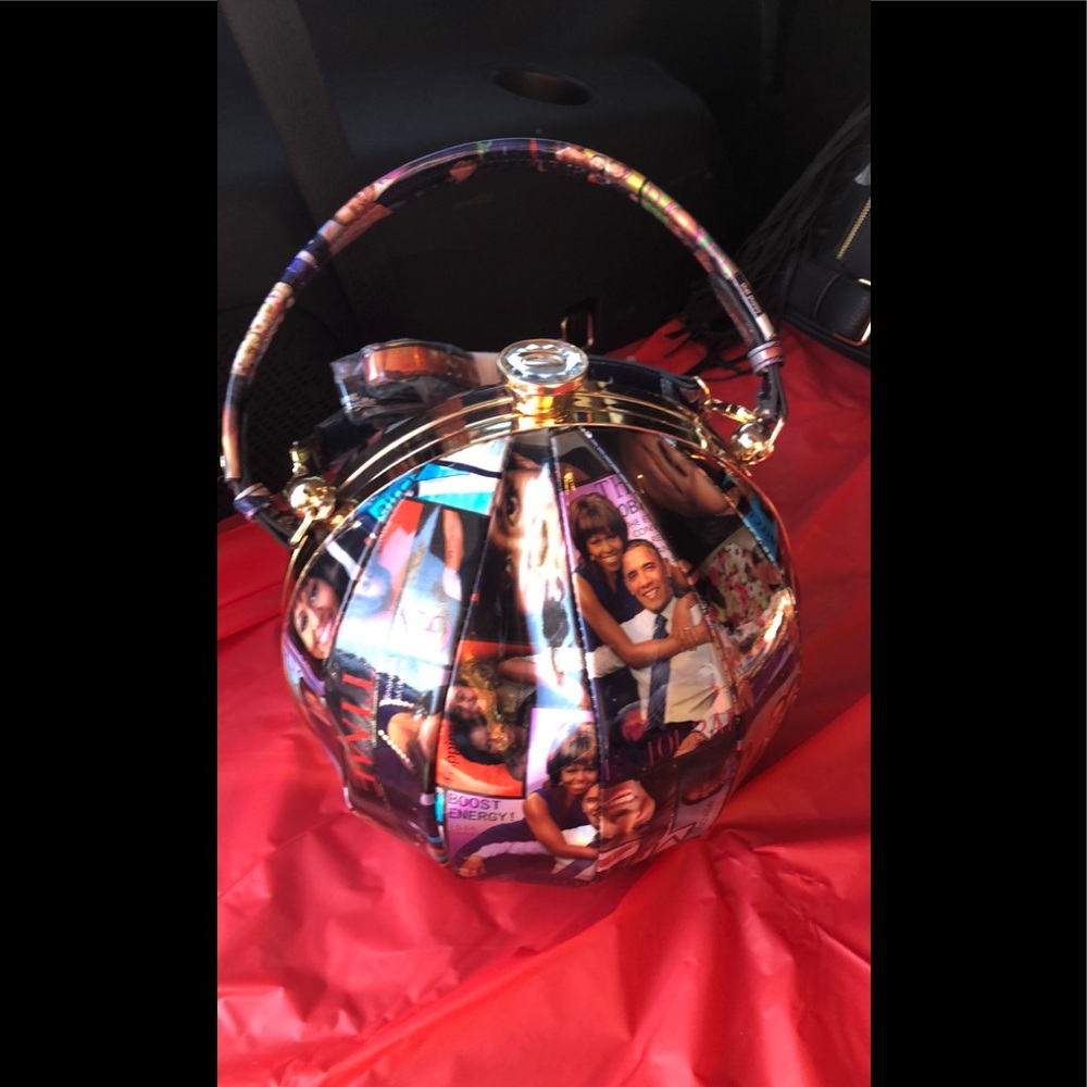 Detailed Presidential handbag